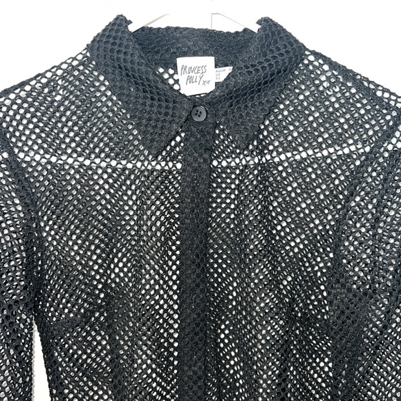 Princess Polly black net button up shirt. NWOT. Size US 4. Perfect condition. - Picture 7 of 13